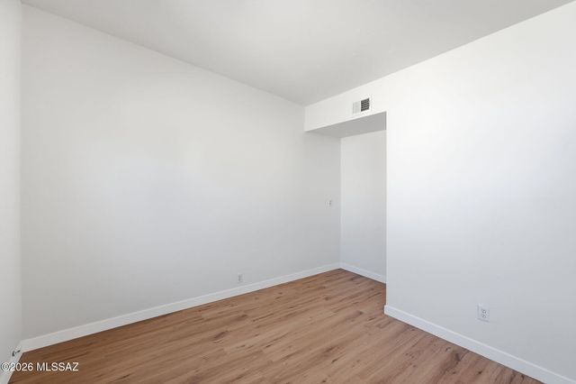 3750 N Country Club Road, Tucson, AZ 85716