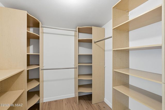 3750 N Country Club Road, Tucson, AZ 85716