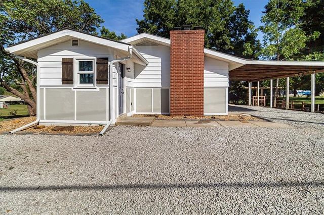 181 SE 13 Highway, Warrensburg, MO 64093