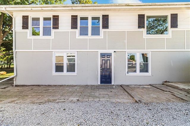 181 SE 13 Highway, Warrensburg, MO 64093