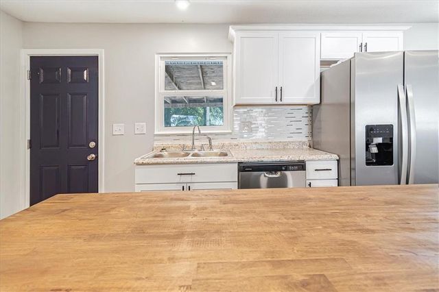 181 SE 13 Highway, Warrensburg, MO 64093