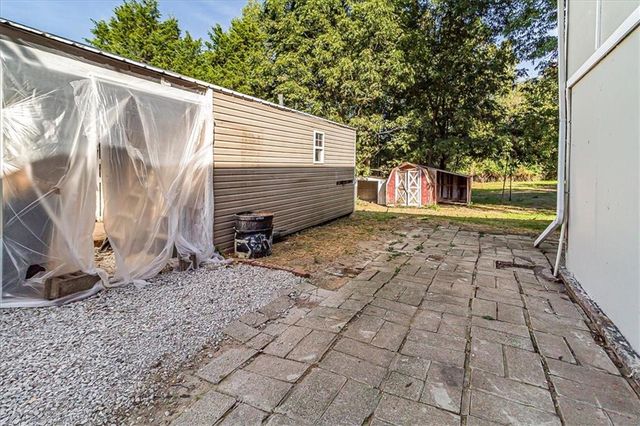 181 SE 13 Highway, Warrensburg, MO 64093