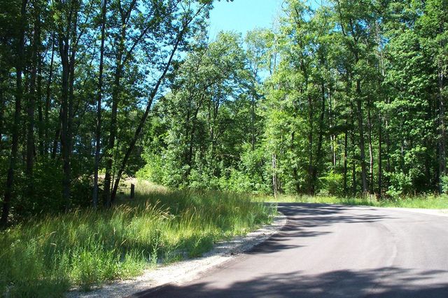 6366 Cedarmere, Traverse City, MI 49686