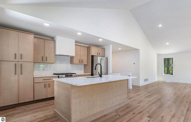 4089 Fireside Trail, Traverse City, MI 49685