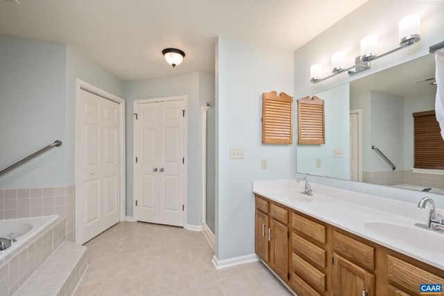 240 HOMESTEAD LN, Charlottesville, VA 22902