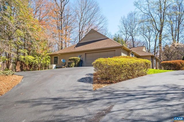 240 HOMESTEAD LN, Charlottesville, VA 22902