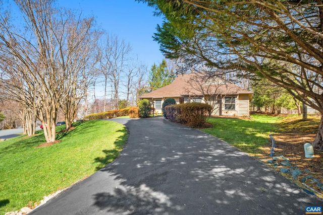 240 HOMESTEAD LN, Charlottesville, VA 22902