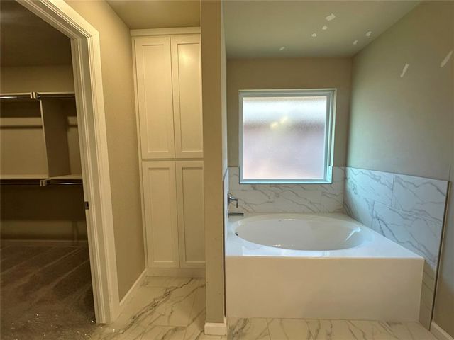 18305 Austin Court, Edmond, OK 73012