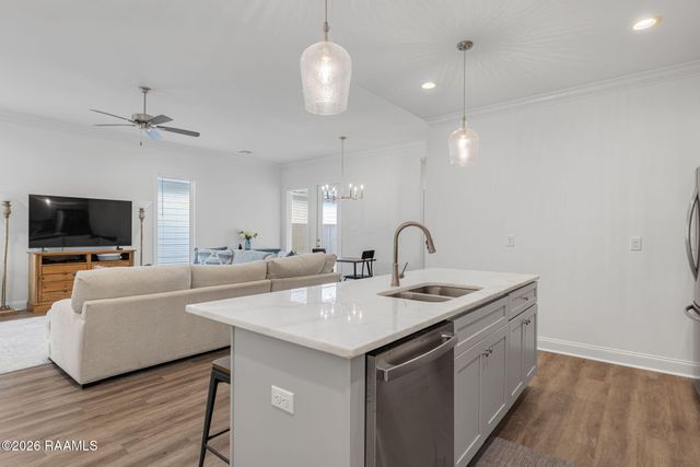 309 Berchman Oaks Drive, Lafayette, LA 70506