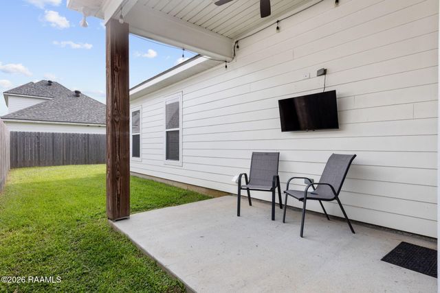 309 Berchman Oaks Drive, Lafayette, LA 70506
