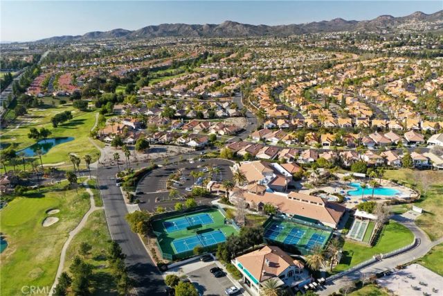 40172 Corte Peralta, Murrieta, CA 92562