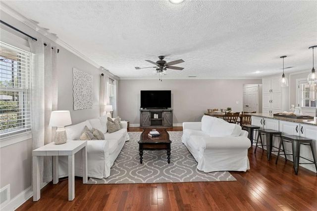 668 Debra Drive, Marietta, GA 30066