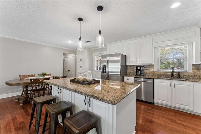 668 Debra Drive, Marietta, GA 30066