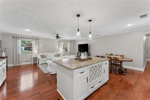 668 Debra Drive, Marietta, GA 30066