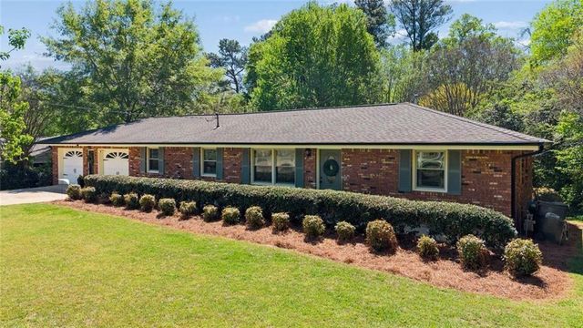 668 Debra Drive, Marietta, GA 30066