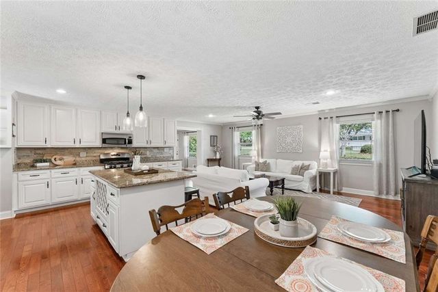 668 Debra Drive, Marietta, GA 30066