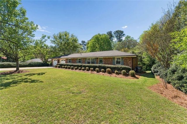 668 Debra Drive, Marietta, GA 30066