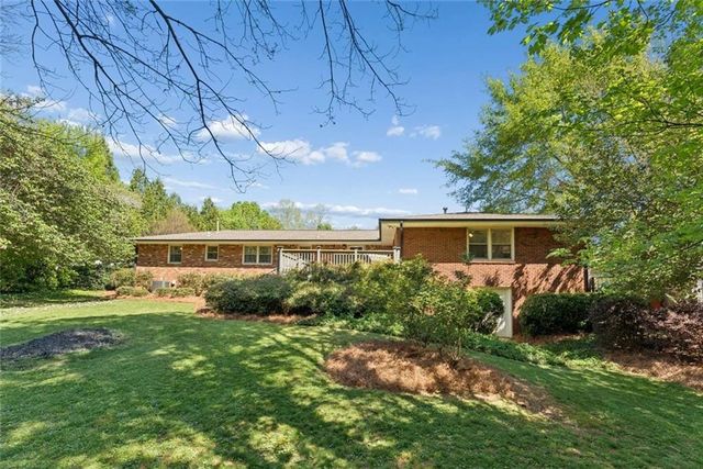 668 Debra Drive, Marietta, GA 30066