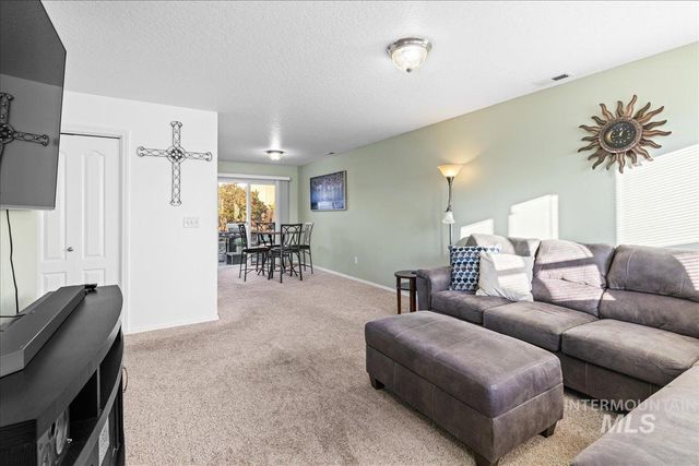 777 S Jarbidge Ave, Middleton, ID 83644