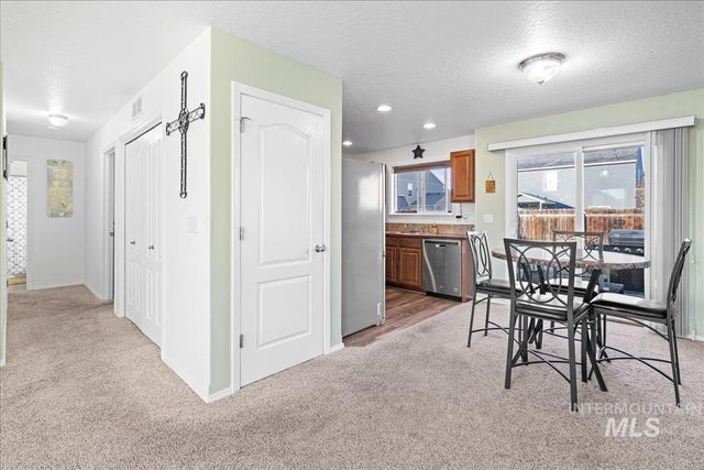 777 S Jarbidge Ave, Middleton, ID 83644