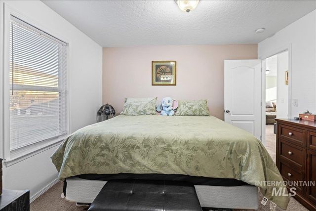 777 S Jarbidge Ave, Middleton, ID 83644