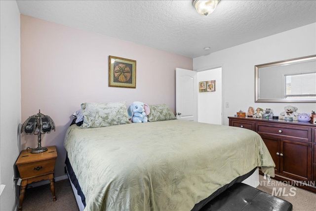 777 S Jarbidge Ave, Middleton, ID 83644