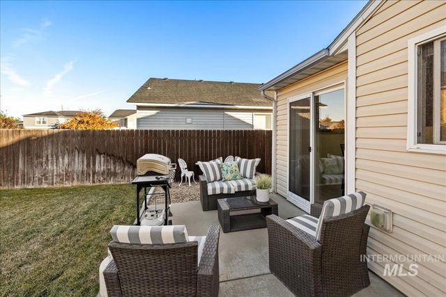 777 S Jarbidge Ave, Middleton, ID 83644