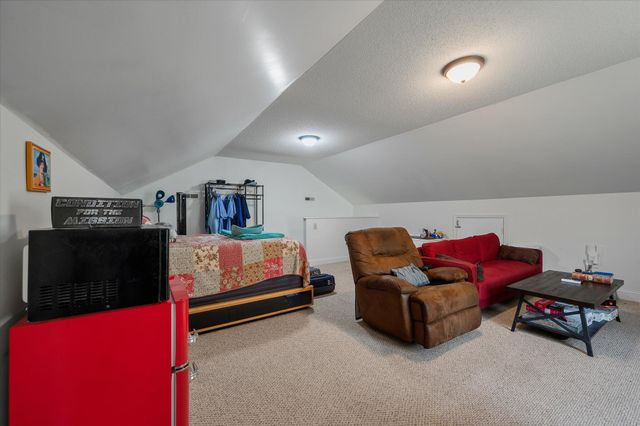 3861 State Road, Ridgeville, SC 29472