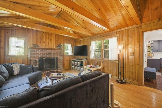 3812 Pine RD, Portsmouth, VA 23703