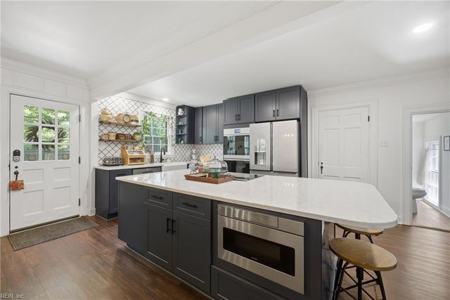 3812 Pine RD, Portsmouth, VA 23703