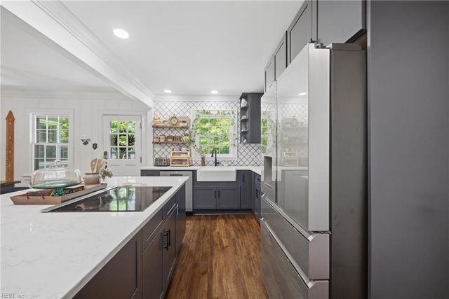 3812 Pine RD, Portsmouth, VA 23703