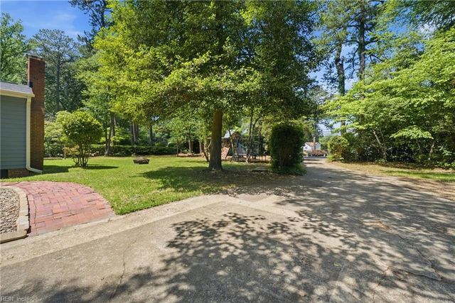 3812 Pine RD, Portsmouth, VA 23703