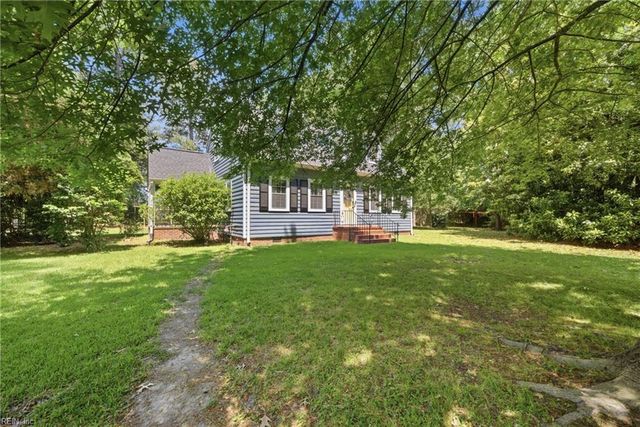 3812 Pine RD, Portsmouth, VA 23703