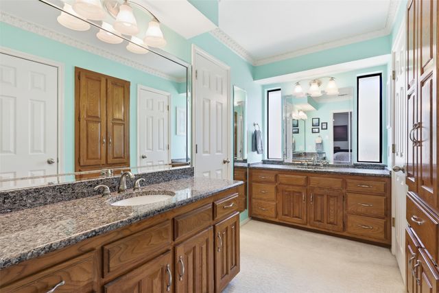 1902 Red Cypress Court, Arlington, TX 76012