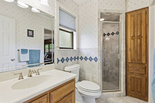 1902 Red Cypress Court, Arlington, TX 76012