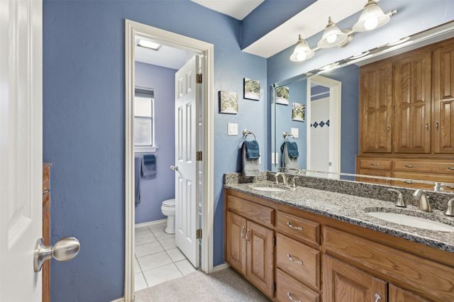 1902 Red Cypress Court, Arlington, TX 76012