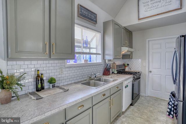 130 COOPER AVE, Frederica, DE 19946