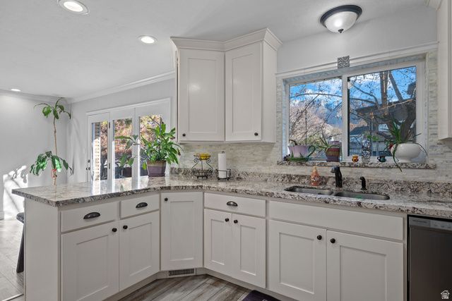 2101 E 6425 S, Holladay, UT 84121