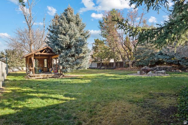 2101 E 6425 S, Holladay, UT 84121