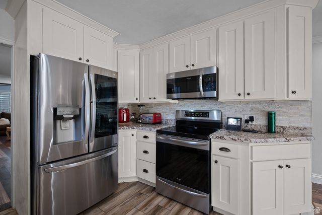 2101 E 6425 S, Holladay, UT 84121