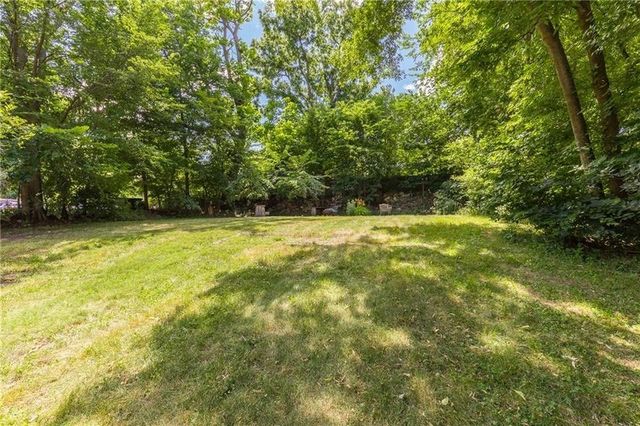 4000 University Avenue 7, Des Moines, IA 50311