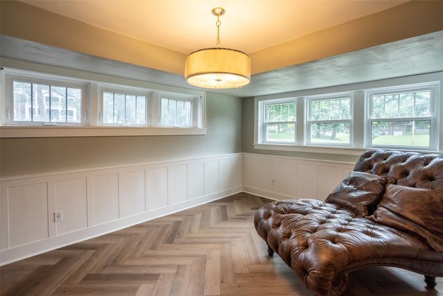 4000 University Avenue 7, Des Moines, IA 50311