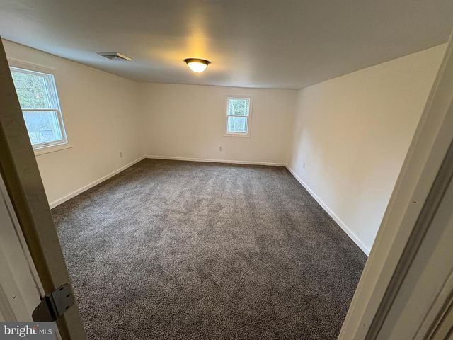 25 SCENIC DR, Milroy, PA 17063