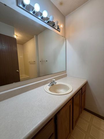 1258 N Colgate Avenue, Springfield, MO 65802