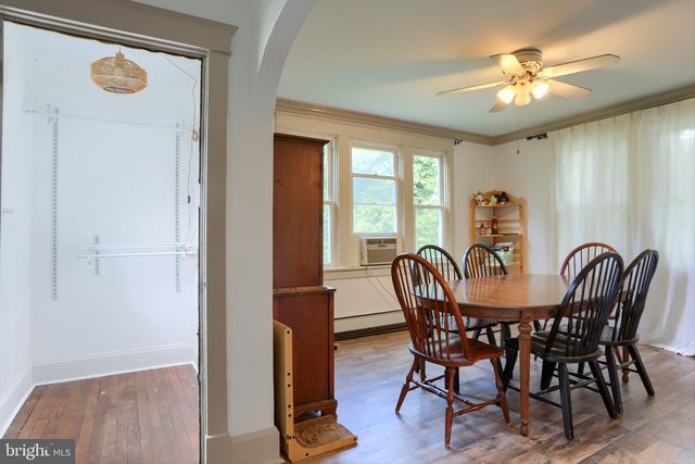 3830 CLOVERFIELD RD, Harrisburg, PA 17109