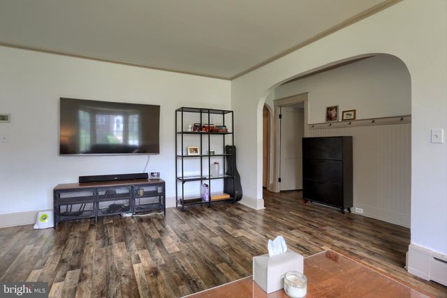 3830 CLOVERFIELD RD, Harrisburg, PA 17109