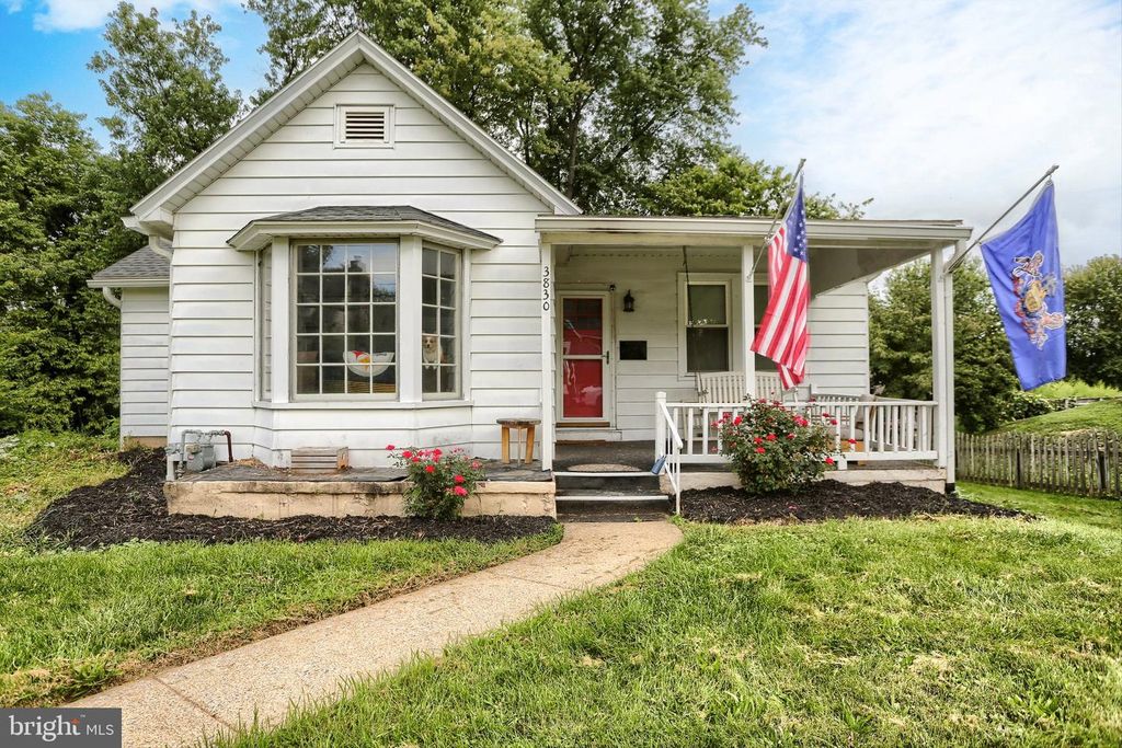 3830 CLOVERFIELD RD, Harrisburg, PA 17109
