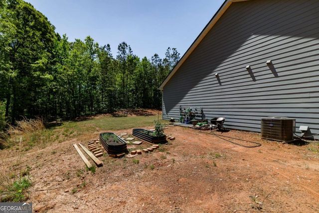 588 Scout Hut Lane, Danielsville, GA 30633