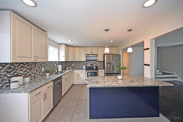 10178 Zig Zag Road, Blue Ash, OH 45242