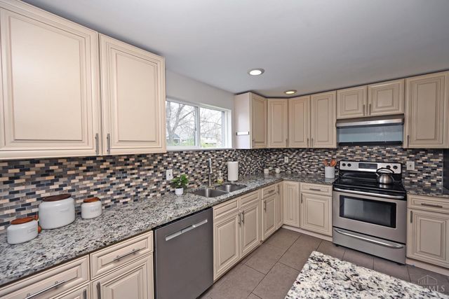 10178 Zig Zag Road, Blue Ash, OH 45242